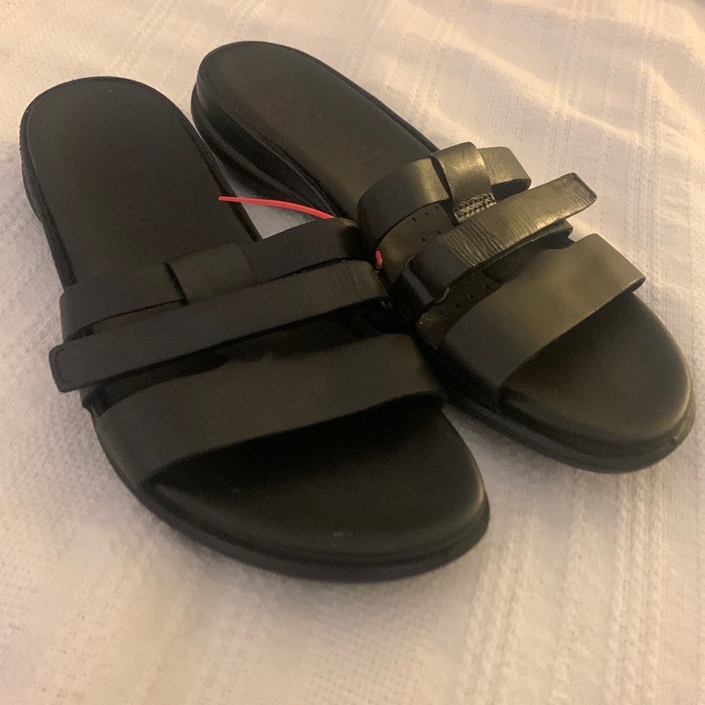 NEW Ecco leather comfort sandals